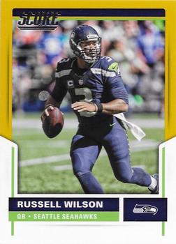 2017 Score - Gold #98 Russell Wilson Front