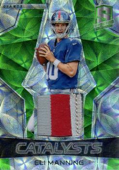 2017 Panini Spectra - Catalysts Neon Green #1 Eli Manning Front
