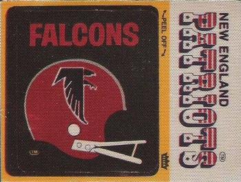 1976 Fleer Football Patches #NNO Atlanta Falcons Helmet / New England Patriots Name Front