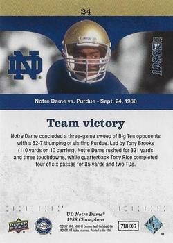 2017 Upper Deck Notre Dame 1988 Champions - Blue Pattern Rainbow #24 Team Victory Back