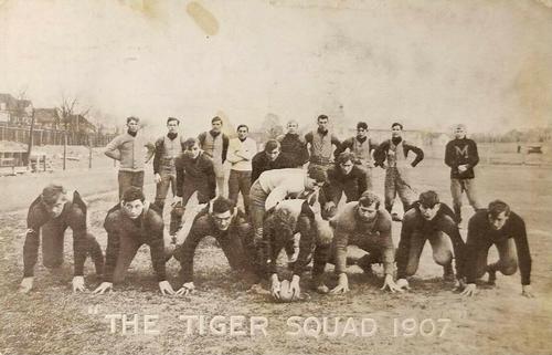 1907 Missouri Tigers Postcards #NNO Team Photo Front