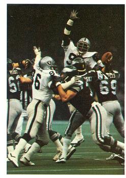 1986 Jeno's Pizza Rolls NFL Action Stickers #51 Aggressive Raiders 