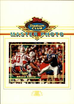 1993 Stadium Club - Super Teams Master Photos: Buffalo Bills #NNO Bruce Smith Front