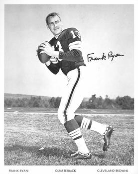 1968 Cleveland Browns 7x8 #NNO Frank Ryan Front