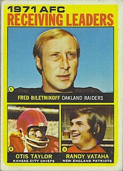 1972 Topps #5 1971 AFC Receiving Leaders (Fred Biletnikoff / Otis Taylor / Randy Vataha) Front