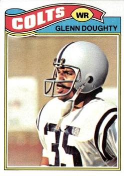 1977 Topps #32 Glenn Doughty Front
