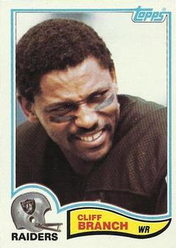 1982 Topps #186 Cliff Branch Front