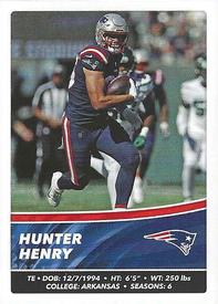 2022 Panini Sticker & Card Collection #86 Hunter Henry Front
