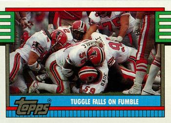 1990 Topps #514 Tuggle Falls On Fumble Front