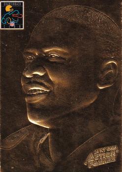 1994 Action Packed - 24K Gold #G16 Michael Irvin Front