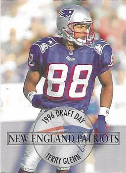 1996 Collector's Edge - Draft Day Exchange #18 Terry Glenn Front