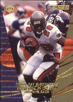 2000 Collector's Edge Supreme - HoloGold #136 Warrick Dunn Front