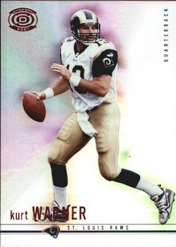 2001 Pacific Dynagon - Red #79 Kurt Warner Front