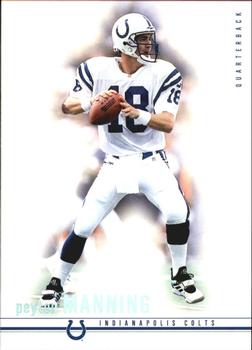 2001 Pacific Dynagon - Retail Silver #40 Peyton Manning Front