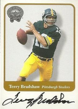 2002 Fleer Throwbacks - Greats of the Game Autographs #NNO Terry Bradshaw Front