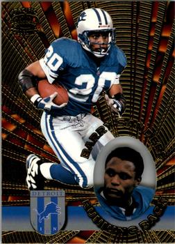 1996 Pacific Invincible #I-49 Barry Sanders Front