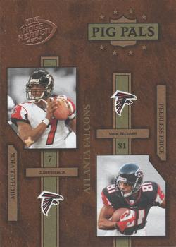 2004 Playoff Hogg Heaven - Pig Pals #PP-2 Michael Vick / Peerless Price Front