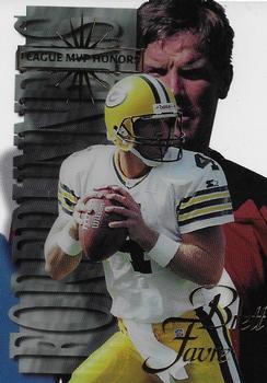 1997 Collector's Edge Extreme - Forerunners #10 Brett Favre Front