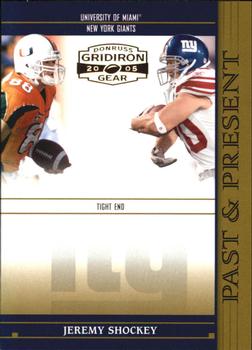 2005 Donruss Gridiron Gear - Past and Present Gold #PP11 Jeremy Shockey Front