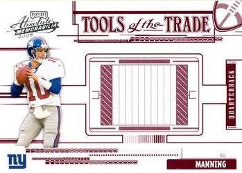 2005 Playoff Absolute Memorabilia - Tools of the Trade Red #TT-32 Eli Manning Front
