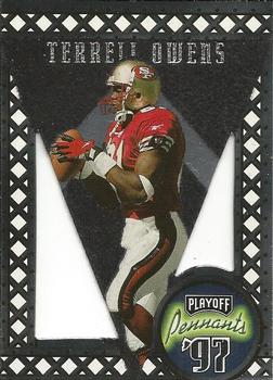 1997 Playoff Contenders - Pennants Black Felt #17 Terrell Owens Front