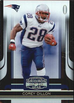 2006 Donruss Gridiron Gear - Gold Holofoil O's #61 Corey Dillon Front