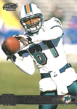1998 Pacific #226 O.J. McDuffie Front