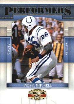 2007 Donruss Gridiron Gear - Performers Gold #P-26 Lydell Mitchell Front