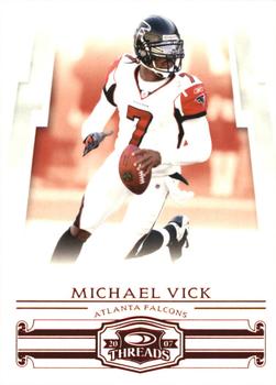 2007 Donruss Threads - Retail Red #4 Michael Vick Front