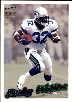 1999 Pacific Paramount #225 Ricky Watters Front