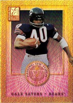 2000 Donruss Elite - Passing the Torch #PT-11 Gale Sayers Front