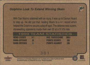 2000 Fleer Tradition #381 Dolphins Look to Extend Winning Skein Back