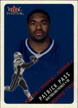 2000 Fleer Tradition Glossy #436 Patrick Pass Front