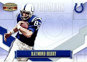 2008 Donruss Gridiron Gear - Performers Gold Holofoil #P-38 Raymond Berry Front