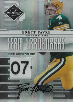 2008 Leaf Limited - Team Trademarks Autograph Materials Prime #T-17 Brett Favre Front