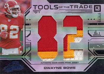 2008 Playoff Absolute Memorabilia - Tools of the Trade Material Oversize Jersey Number Black #TOTT 50 Dwayne Bowe Front