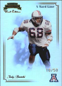 2008 Press Pass Legends Bowl Edition - 5 Yard Line Gold #2 Tedy Bruschi Front