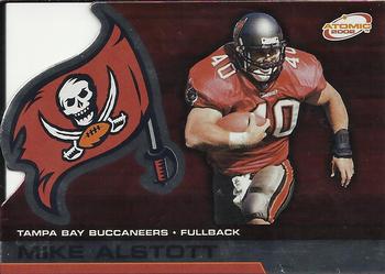 2002 Pacific Atomic #92 Mike Alstott Front