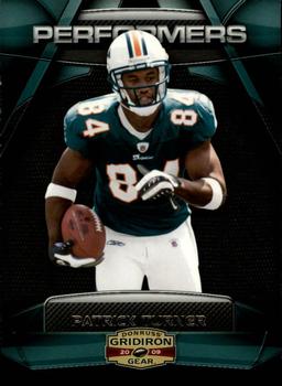 2009 Donruss Gridiron Gear - Performers Silver #10 Patrick Turner Front