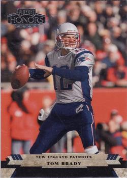 2005 Playoff Honors #61 Tom Brady Front