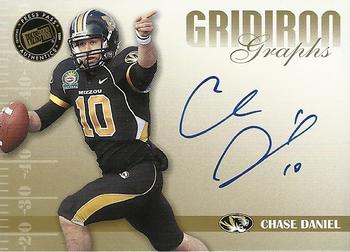 2009 Press Pass SE - Gridiron Graphs Gold #GG-CD Chase Daniel Front