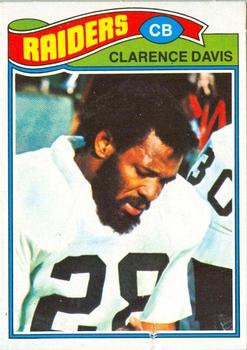 1977 Topps Mexican #234 Clarence Davis Front
