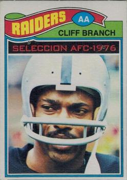 1977 Topps Mexican #470 Cliff Branch Front