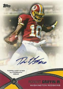 2012 Topps - Prolific Playmakers Autographs #PPA-RG Robert Griffin III Front