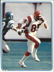 1983 Topps Stickers #31 Isaac Curtis Front