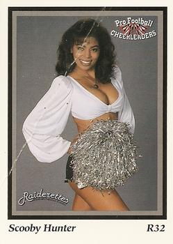 1994-95 Sideliners Pro Football Cheerleaders #R32 Scooby Hunter Front
