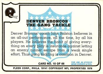 1976 Fleer Team Action #10 The Gang Tackle Back