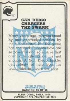 1976 Fleer Team Action #26 The Swarm Back