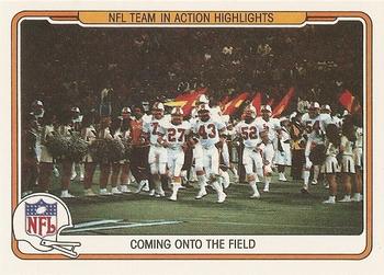 1982 Fleer Team Action #79 Coming onto the Field Front