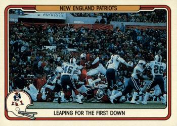 1982 Fleer Team Action #31 Leaping for the First Down Front